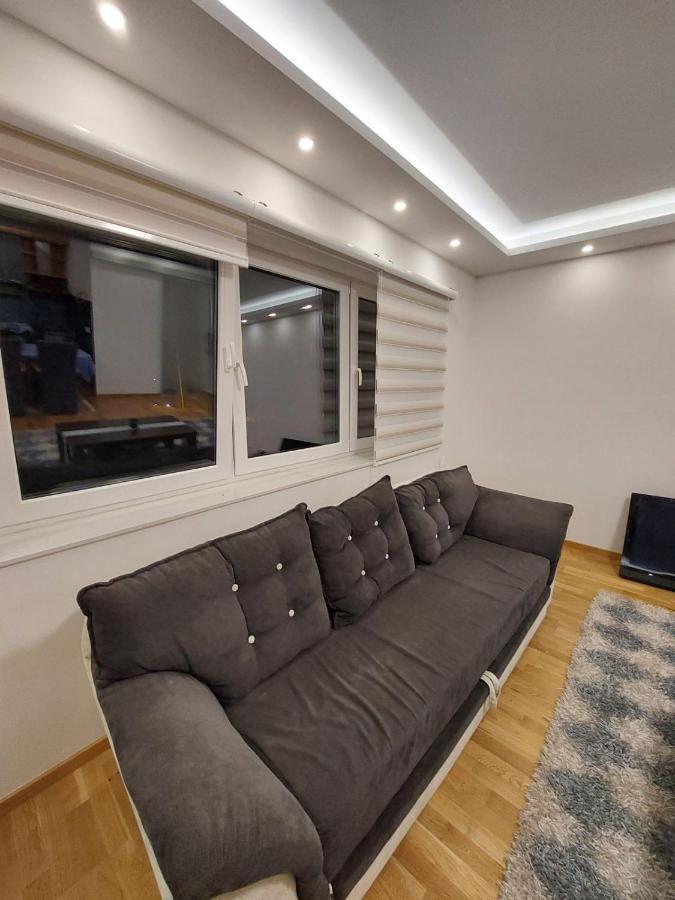 La Luna - Free Private Parking Sarajevo Ngoại thất bức ảnh